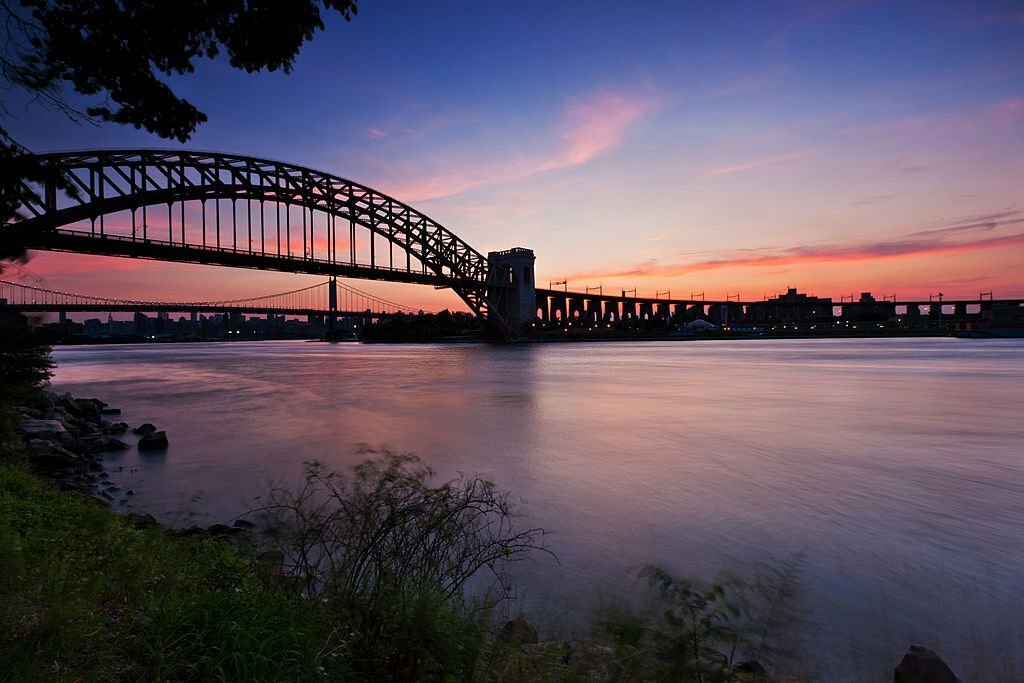 best sunsets in nyc - astoria park